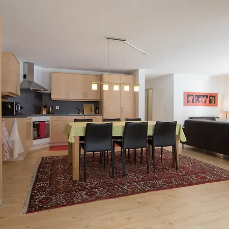 Mischi 5 Apartment *