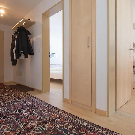 Mischi 5 Apartment *
