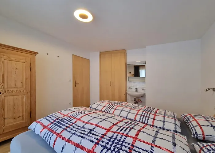 Mischi 5 Apartment